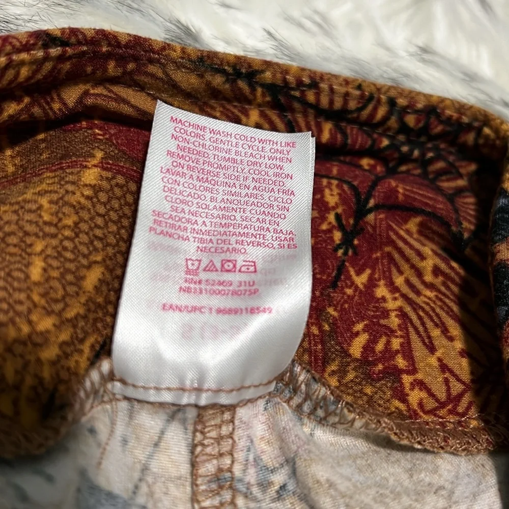 NWOT Witchy Goth Print Halloween High Rise Brushed Fabric Leggings S (3-5) - Picture 9 of 9